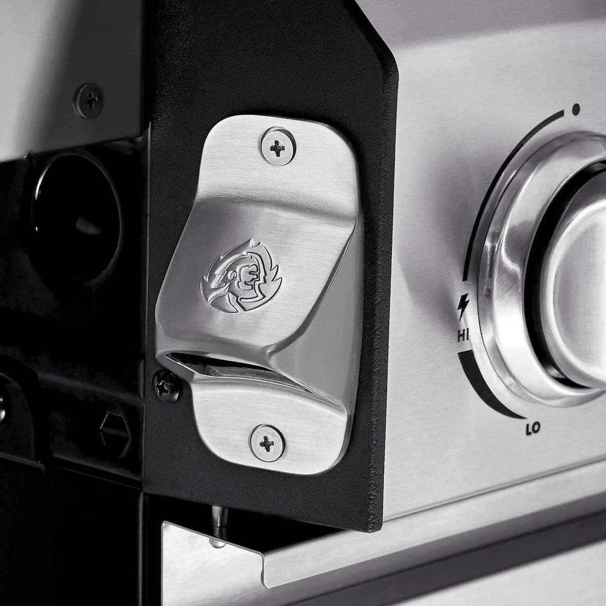 Burnhard Gas BBQ FRED JR. Deluxe - 2 Branders - Incl. Keramische Infraroodbrander & Afdekhoes - Deluxe 8 Burnhard Gas BBQ FRED JR. Deluxe - 2 Branders - Incl. Keramische Infraroodbrander & Afdekhoes - Deluxe - Afbeelding 6