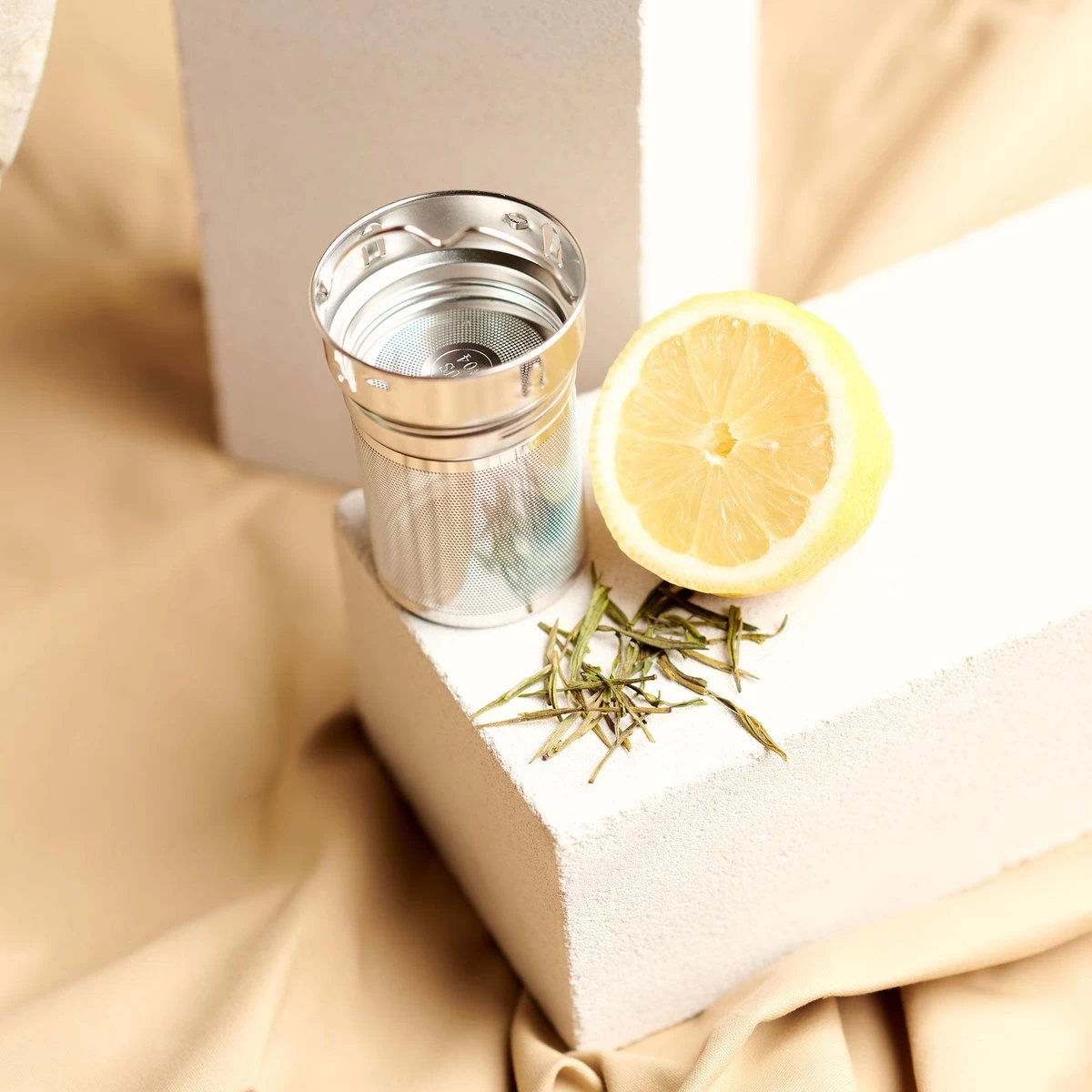 Dzukou Saint Elias - Bamboe Thermosfles – Theefles Met Filter - Theebeker To Go Met Theefilter / Infuser – RVS Drinkfles - Luchtdicht En Lekvrij – 530 Ml 5 Dzukou Saint Elias - Bamboe Thermosfles – Theefles Met Filter - Theebeker To Go Met Theefilter / Infuser – RVS Drinkfles - Luchtdicht En Lekvrij – 530 Ml - Afbeelding 3