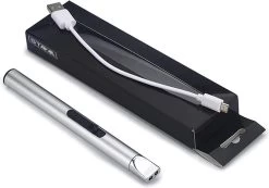 Staza Oplaadbare Lange Elektrische Aansteker - Duurzame Plasma Aansteker - Inclusief Cadeauverpakking - BBQ - Kaarsen 9 Staza Oplaadbare Lange Elektrische Aansteker - Duurzame Plasma Aansteker - Inclusief Cadeauverpakking - BBQ - Kaarsen -Merkloos Winkel 1200x839 1